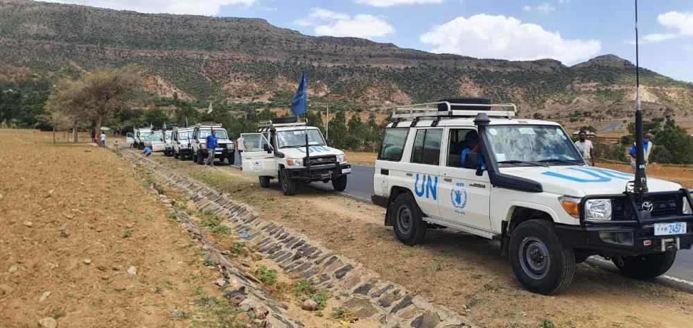 A UN convey - including the ETC - travels from Shire to Mekelle in the Tigray region of Ethiopia. Photo: Khawar Ilyas/WFP