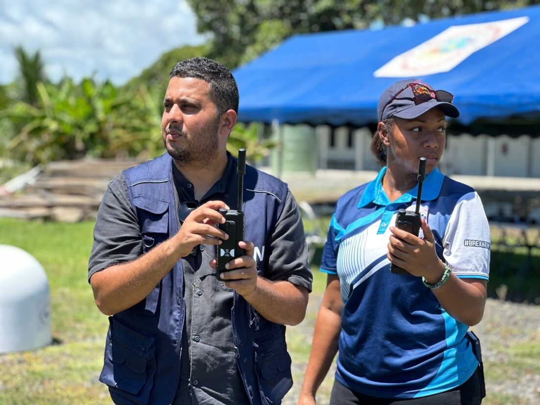 ETC Pacific assisting the Fiji National Disaster Management Office to conduct Emergency Telecommunications training for first responders in the Western division. Photo: WFP
